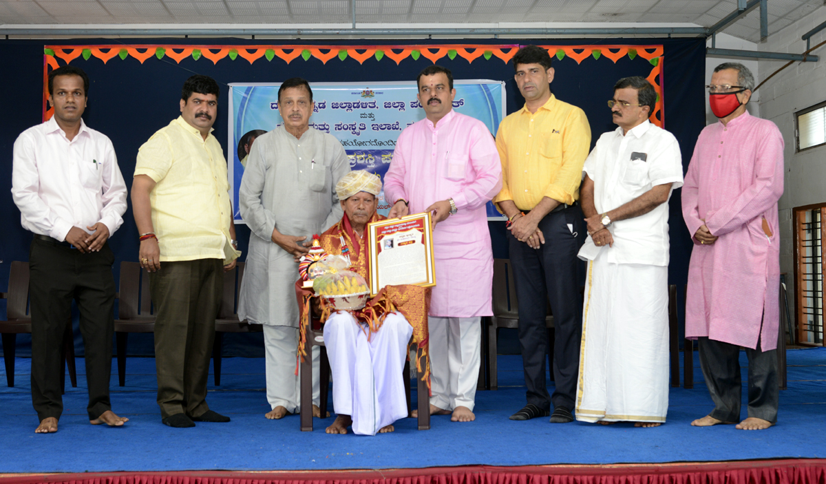 ಇನ್ನು ರಾಜ್ಯೋತ್ಸವ ಪ್ರಶಸ್ತಿಗೆ ಅರ್ಜಿ ಹಾಕಲು ಅವಕಾಶವಿಲ್ಲ: ಸಚಿವ ಸುನೀಲ್ ಕುಮಾರ್‌