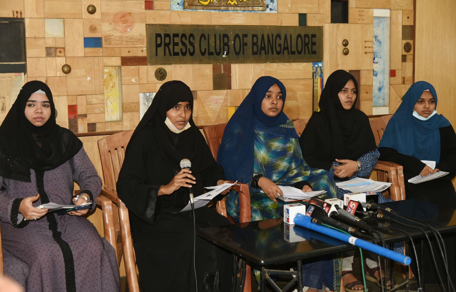 ಮುಸ್ಲಿಂ ಮಹಿಳೆಯರನ್ನು ಅವಮಾನಗೊಳಿಸುವುದರ ಹಿಂದೆ ಹಿಂದುತ್ವ ಗುಂಪುಗಳ ಪಿತೂರಿ ಇದೆ: ಕ್ಯಾಂಪಸ್ ಫ್ರಂಟ್ ಆರೋಪ