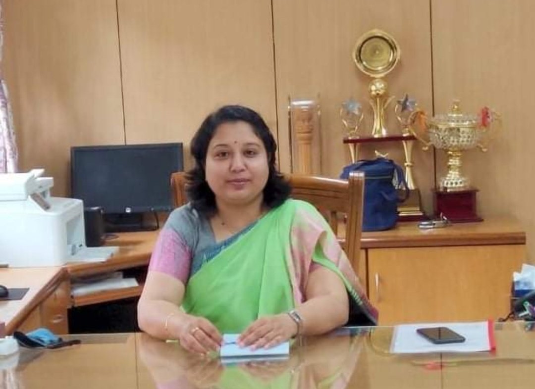 ಹಿಜಾಬ್ ವಿವಾದ: ಪಿಯು ಮಂಡಳಿ ನಿರ್ದೇಶಕಿ ಸ್ನೇಹಲ್ ವರ್ಗಾವಣೆ ಮಾಡಿ, ಸ್ಥಳ ನಿಯುಕ್ತಿಗೊಳಿಸದ ರಾಜ್ಯ ಸರಕಾರ