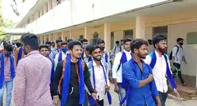 ಅನ್ಯಾಯ ಎಲ್ಲಿರುತ್ತದೋ ಅಲ್ಲಿ ʼಜೈ ಭೀಮ್‌ʼ ಮೊಳಗುತ್ತದೆ: ಹಿಜಾಬ್‌ ಬೆಂಬಲಕ್ಕೆ ನಿಂತ ವಿದ್ಯಾರ್ಥಿಗಳಿಗೆ ವ್ಯಾಪಕ ಬೆಂಬಲ