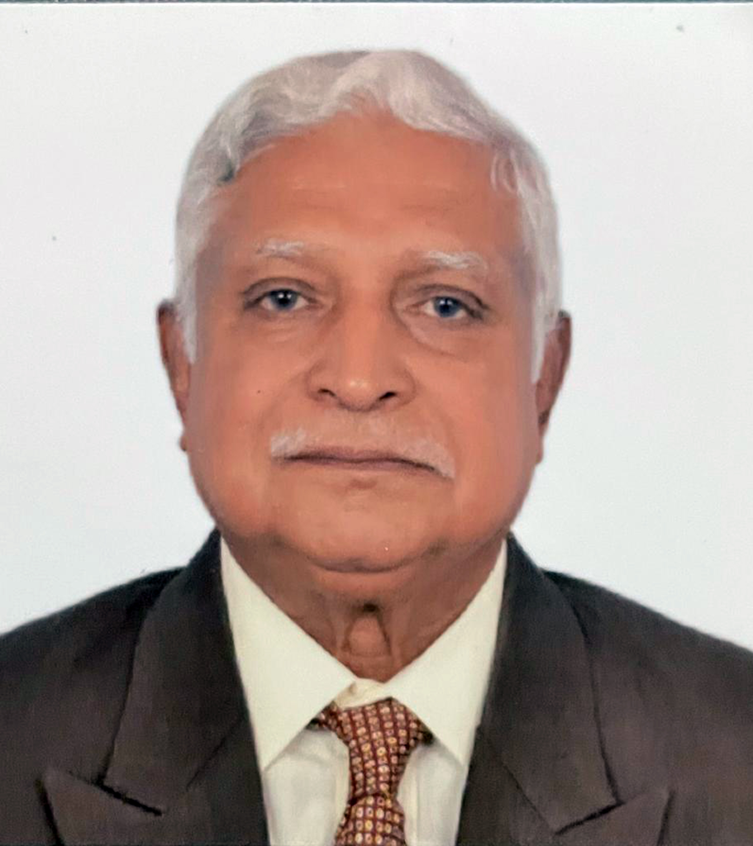 ಬಹುಮುಖ ವ್ಯಕ್ತಿತ್ವದ ಡಾ. ಶ್ರೀನಿವಾಸಗೌಡ