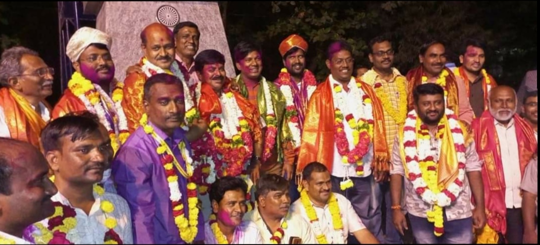 ಕಲಬುರಗಿ ಕಾರ್ಯನಿರತ ಪತ್ರಕರ್ತ ಸಂಘದ ಚುನಾವಣೆ: ವಿಜೇತ ಅಭ್ಯರ್ಥಿಗಳಿಂದ ಸಂಭ್ರಮಾಚರಣೆ