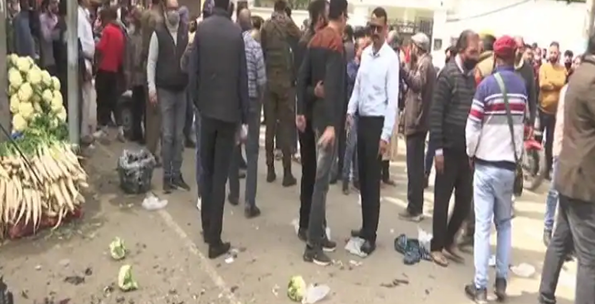 ಜಮ್ಮು ಕಾಶ್ಮೀರ: ಜಿಲ್ಲಾ ಕೋರ್ಟ್ ಹೊರಗೆ ಸ್ಫೋಟ : ಓರ್ವ ಸಾವು, 13 ಮಂದಿಗೆ ಗಾಯ