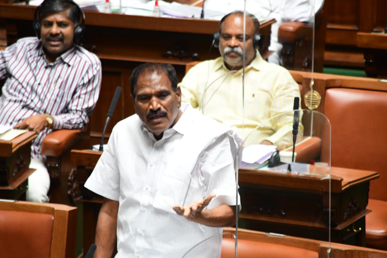 ನಾವು ಕಾಟಾಚಾರಕ್ಕೆ ಸದನಕ್ಕೆ ಬರಬೇಕಾ: ಜೆಡಿಎಸ್ ಶಾಸಕ ಶಿವಲಿಂಗೇಗೌಡ ಪ್ರಶ್ನೆ