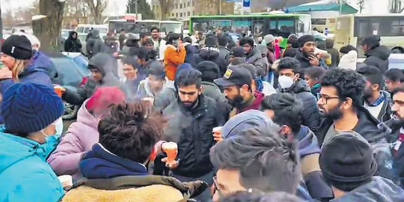 ಉಕ್ರೇನ್‌ನಿಂದ ಮರಳಿದ ವಿದ್ಯಾರ್ಥಿಗಳಿಗೆಂದು 10 ಕೋಟಿ ರೂ. ಮೀಸಲಿಟ್ಟ ಕೇರಳ ಸರ್ಕಾರ