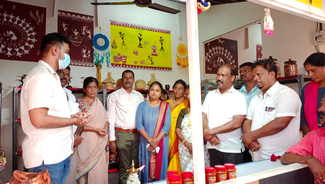 ಸಂಜೀವಿನಿ ಉತ್ಪನ್ನ ಮಳಿಗೆ ಜಿಲ್ಲೆಯಾದ್ಯಂತ ಪ್ರಾರಂಭಗೊಳ್ಳಲಿ: ಸಿಇಓ