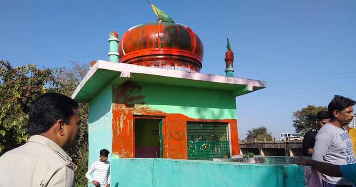 ಮಧ್ಯಪ್ರದೇಶ: ದರ್ಗಾದಲ್ಲಿ ದಾಂಧಲೆಗೈದು ಕೇಸರಿ ಬಣ್ಣ ಬಳಿದ ಗುಂಪು; ವರದಿ