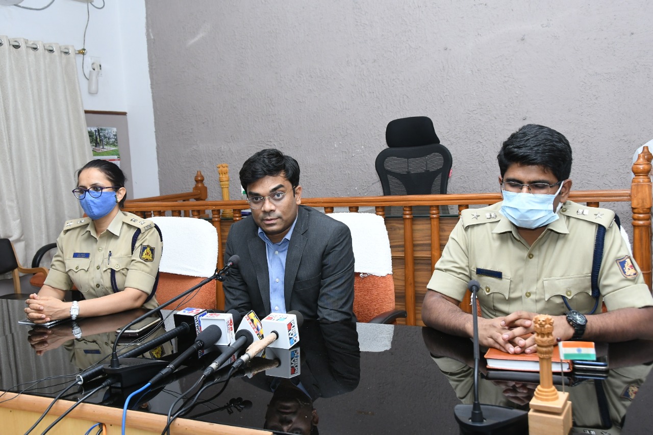 ಹಿಜಾಬ್ ತೀರ್ಪು ಹಿನ್ನೆಲೆ: ಕಲಬುರಗಿ ಜಿಲ್ಲಾದ್ಯಂತ ಮಾ.19ರ ವರೆಗೆ ನಿಷೇಧಾಜ್ಞೆ, ಮಂಗಳವಾರ ಶಾಲಾ-ಕಾಲೇಜುಗಳಿಗೆ ರಜೆ