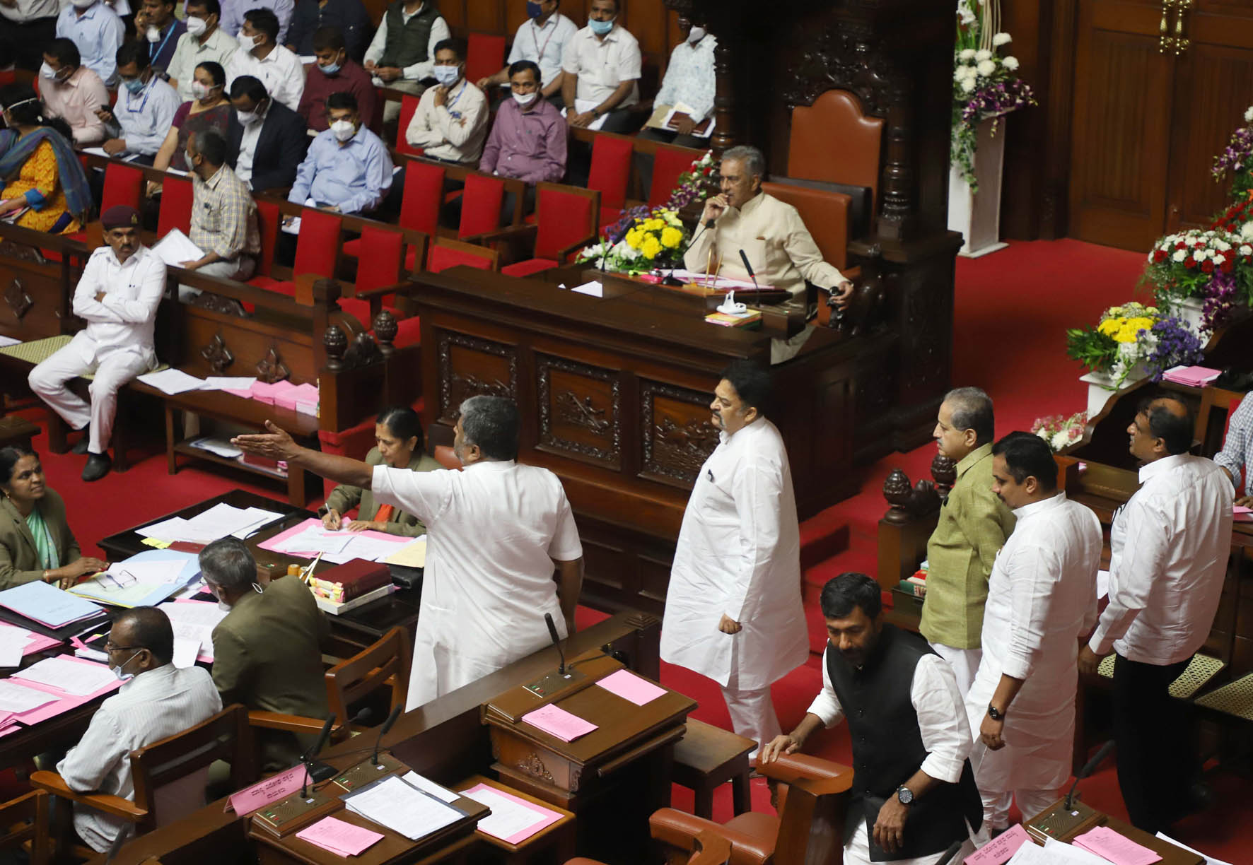 ದಿ ಕಾಶ್ಮೀರ್ ಫೈಲ್ಸ್ ಬದಲು ಗುಜರಾತ್ ಗಲಭೆಯ ಕುರಿತ ಪರ್ಝಾನಿಯ ಸಿನೆಮಾ ನೋಡಲು ಅವಕಾಶ ಕೊಡಿ: ಬಿ.ಕೆ ಹರಿಪ್ರಸಾದ್