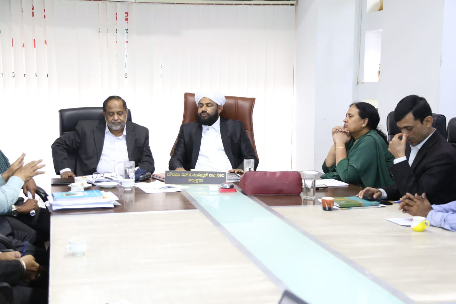 ಹಿಜಾಬ್ ಕುರಿತು ಹೈಕೋರ್ಟ್ ತೀರ್ಪು: ಕಾನೂನು ತಜ್ಞರ ಜೊತೆ ವಕ್ಫ್ ಬೋರ್ಡ್ ಅಧ್ಯಕ್ಷ ಶಾಫಿ ಸಅದಿ ಸಭೆ