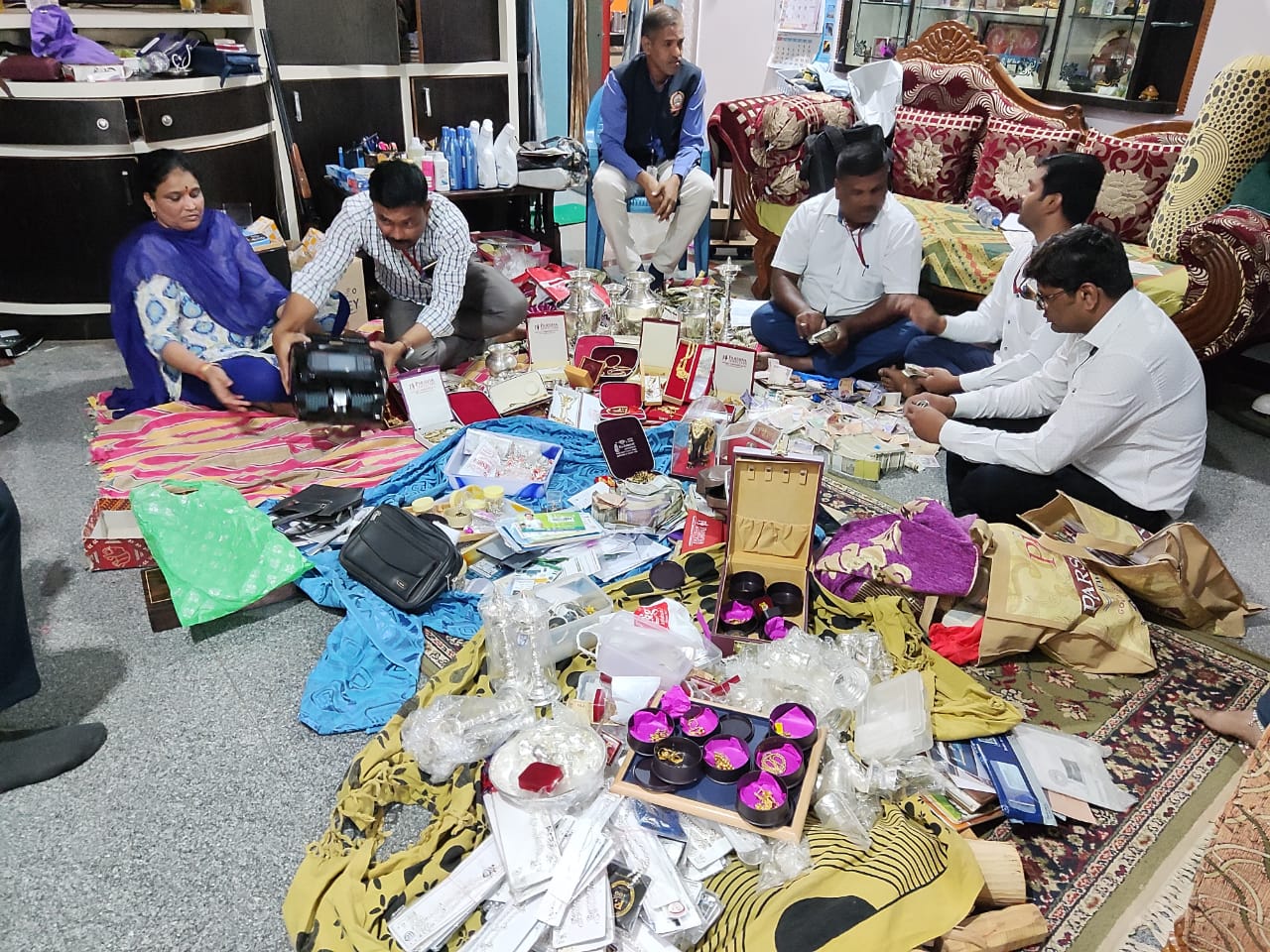 ಬೆಂಗಳೂರು, ಮಂಗಳೂರು, ಗದಗ, ರಾಯಚೂರು ಸೇರಿದಂತೆ  78 ಕಡೆ ಎಸಿಬಿ ದಾಳಿ