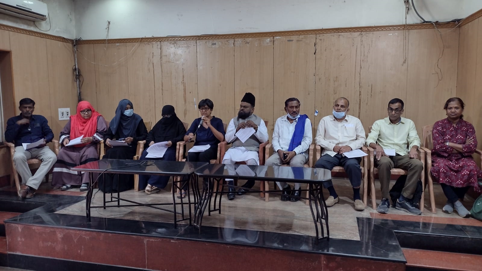 ಮುಸ್ಲಿಮ್ ಮಹಿಳೆಯರ ಹಕ್ಕಿಗೆ ಧಕ್ಕೆಯಾಗಿದೆ: ವಿವಿಧ ಸಂಘಟನೆಗಳ ಮುಖಂಡರ ಒಕ್ಕೊರಲಿನ ಹೇಳಿಕೆ