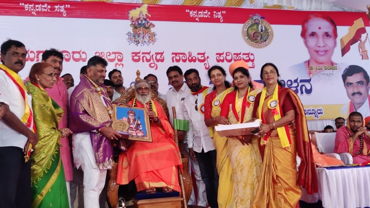 ಹೆಣ್ಣಿನ ಆತ್ಮಸ್ಥೈರ್ಯ ಕುಗ್ಗಿಸುವ ಶಕ್ತಿಗಳಿಂದ ರಕ್ಷಿಸಲು ಸಾಹಿತ್ಯ ಪರಿಹಾರ ಸೂಚಿಸಬೇಕು: ಡಾ.ಸಿ.ಎಂ.ಸುಲೋಚನಾ