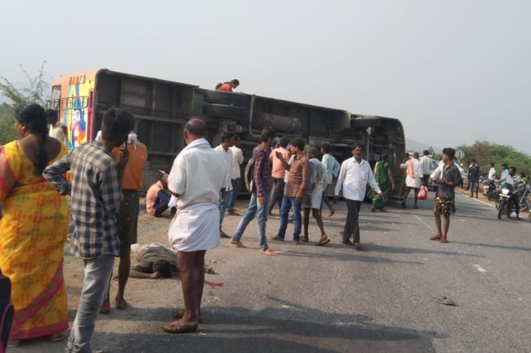 ಪಾವಗಡ ಬಸ್ ದುರಂತ: ಮೃತರ ಕುಟುಂಬಗಳಿಗೆ ರಾಜ್ಯ ಸರಕಾರ 25 ಲಕ್ಷ ರೂ.ಪರಿಹಾರ ನೀಡಬೇಕು; ಕುಮಾರಸ್ವಾಮಿ