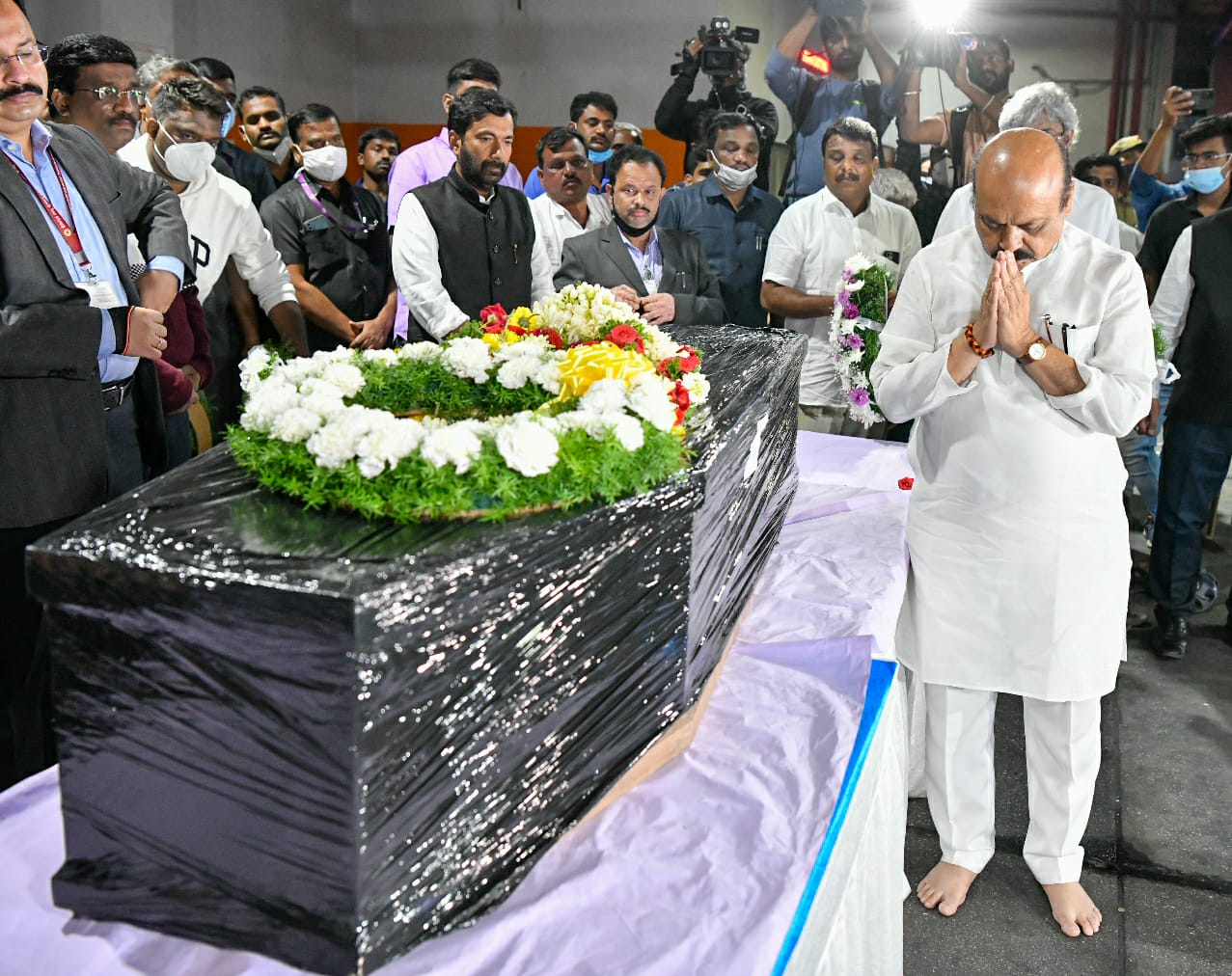 ಉಕ್ರೇನ್‌ನಿಂದ ಬೆಂಗಳೂರು ತಲುಪಿದ ನವೀನ್‌ ಪಾರ್ಥಿವ ಶರೀರ