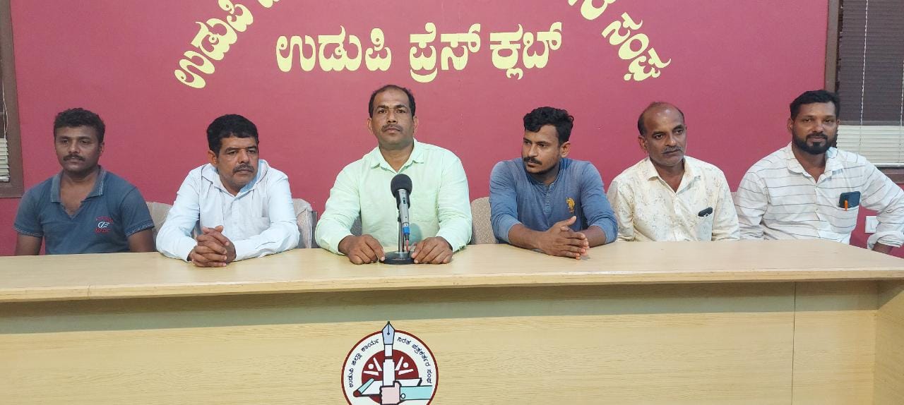 ಜಾತ್ರೆಯಲ್ಲಿ ಮುಸ್ಲಿಮ್ ವ್ಯಾಪಾರಿಗಳಿಗೂ ಅವಕಾಶ ನೀಡಿ:ಉಡುಪಿಜಿಲ್ಲಾ ಬೀದಿಬದಿ, ಜಾತ್ರಾ ವ್ಯಾಪಾರಸ್ಥರ ಒಕ್ಕೂಟ ಒತ್ತಾಯ