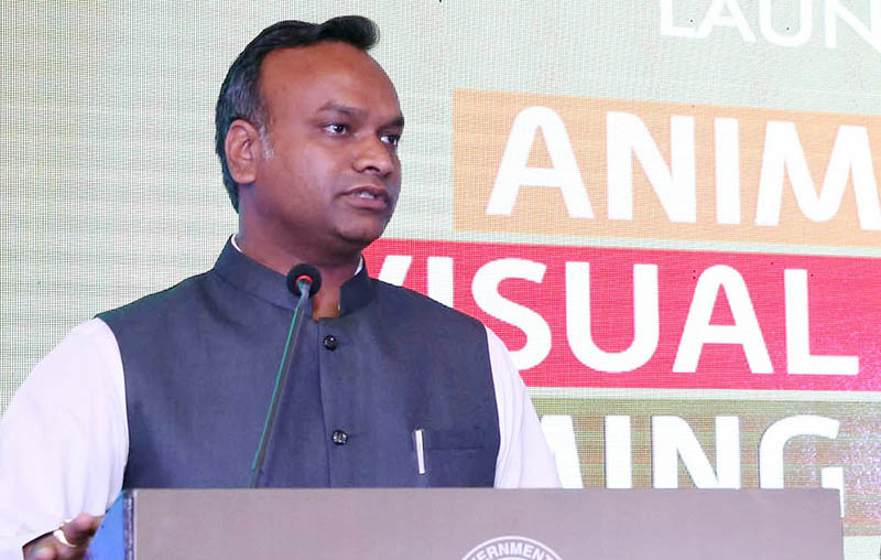 ಕಾಶ್ಮೀರ್ ಫೈಲ್ಸ್ ನೋಡಲು ಇರುವ ಆಸಕ್ತಿ ಕಚೇರಿಯ ಕೆಲಸದ ಫೈಲ್ಸ್‌ಗಳನ್ನು ನೋಡಲು ಇದ್ದಿದ್ದರೆ...