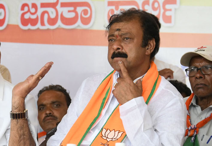 ಕೇಳಿದ್ದು ಸಾವಿರ ಕೋಟಿ ರೂ., ಬಜೆಟ್‍ನಲ್ಲಿ ಕೊಟ್ಟಿದ್ದು ನೂರು ಕೋಟಿ ರೂ.: ಸಚಿವ ನಾರಾಯಣಗೌಡ ಅಸಮಾಧಾನ