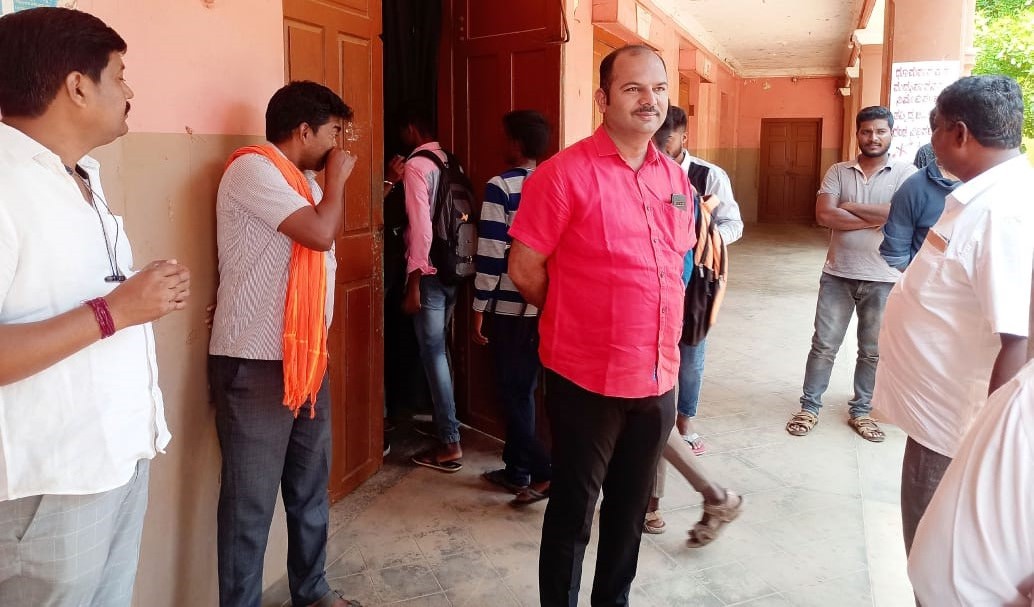 ಮಂಡ್ಯದಲ್ಲಿ ಕಾಶ್ಮೀರ್‌ ಫೈಲ್ಸ್‌ ಸಿನೆಮಾಕ್ಕೆ ಪ್ರೇಕ್ಷಕರಿಲ್ಲ: ಉಚಿತ ಪ್ರದರ್ಶನ ವ್ಯವಸ್ಥೆ ಮಾಡಿದ ಬಿಜೆಪಿ ಮುಖಂಡ!