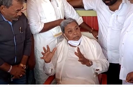 ಸ್ಪೀಕರ್ ಕಾಗೇರಿಯಿಂದ ಕೋಮುವಾದ, ಜಾತೀಯತೆಯ ಪೋಷಣೆ: ಸಿದ್ದರಾಮಯ್ಯ ಆಕ್ರೋಶ