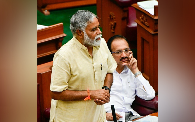 ಶುಲ್ಕ ಕಟ್ಟಿಲ್ಲವೆಂದು ವಿದ್ಯಾರ್ಥಿಗಳಿಗೆ ಪ್ರವೇಶ ಪತ್ರ ನಿರಾಕರಿಸದಂತೆ ಅಧಿಕಾರಿಗಳಿಗೆ ನಿರ್ದೇಶನ:ಸಚಿವ ಬಿ.ಸಿ.ನಾಗೇಶ್