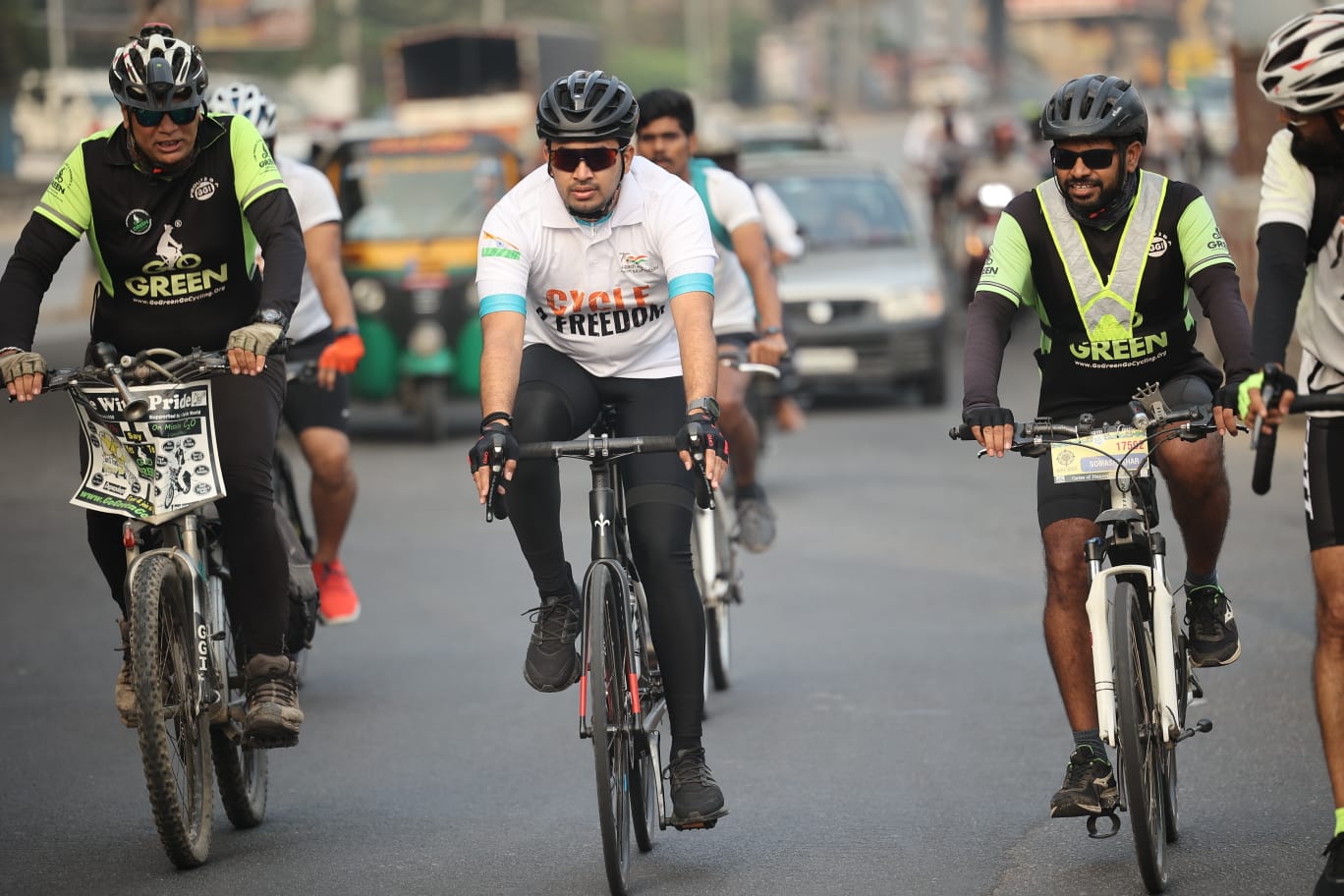 ಬೆಂಗಳೂರು- ಕೋಲಾರ ಸೈಕಲ್ ರ‍್ಯಾಲಿ ಕೈಗೊಂಡ ಸಂಸದ ತೇಜಸ್ವಿ ಸೂರ್ಯ