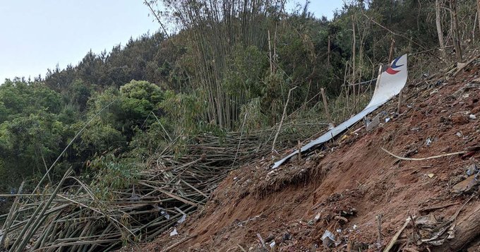 ಪತನಗೊಂಡ ಚೀನ ವಿಮಾನದ ಎರಡೂ ಬ್ಲ್ಯಾಕ್ ಬಾಕ್ಸ್ ಗಳು ಪತ್ತೆ