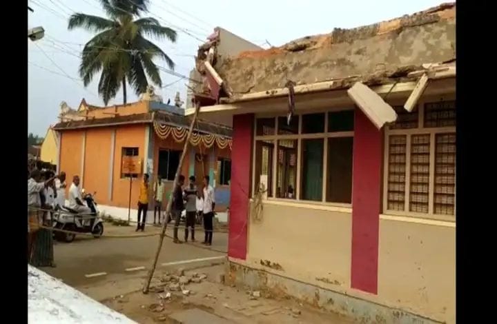 ಮದ್ದೂರು | ಕೊಂಡೋತ್ಸವ ವೀಕ್ಷಣೆ ವೇಳೆ ಮನೆ ಮೇಲ್ಛಾವಣಿ ಕುಸಿದು ಮಹಿಳೆ ಮೃತ್ಯು; 40 ಮಂದಿಗೆ ಗಾಯ