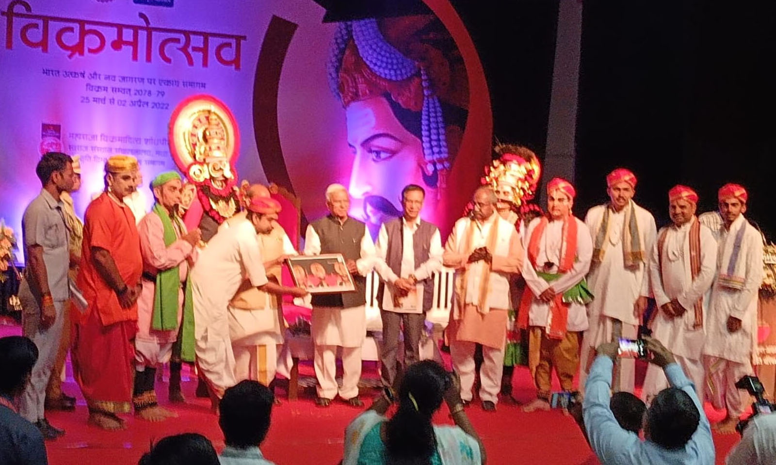 ಹಿಂದಿ ಭಾಷಿಗರ ಮನ ಗೆದ್ದ ಕನ್ನಡದ ಯಕ್ಷಗಾನ ಉಜ್ಜಯಿನಿ, ಇಂದೋರ್‌ನಲ್ಲಿ ಪ್ರದರ್ಶನಗಳು