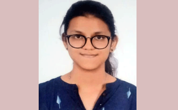 ಉಕ್ರೇನ್: ಖಾರ್ಕಿವ್ ನಗರದಲ್ಲಿ ಸಂಕಷ್ಟಕ್ಕೆ ಸಿಲುಕಿರುವ ಉಜಿರೆಯ ಹೀನಾ ಫಾತಿಮಾ ಉಕ್ರೇನ್: ಖಾರ್ಕಿವ್ ನಗರದಲ್ಲಿ ಸಂಕಷ್ಟಕ್ಕೆ ಸಿಲುಕಿರುವ ಉಜಿರೆಯ ಹೀನಾ ಫಾತಿಮಾ