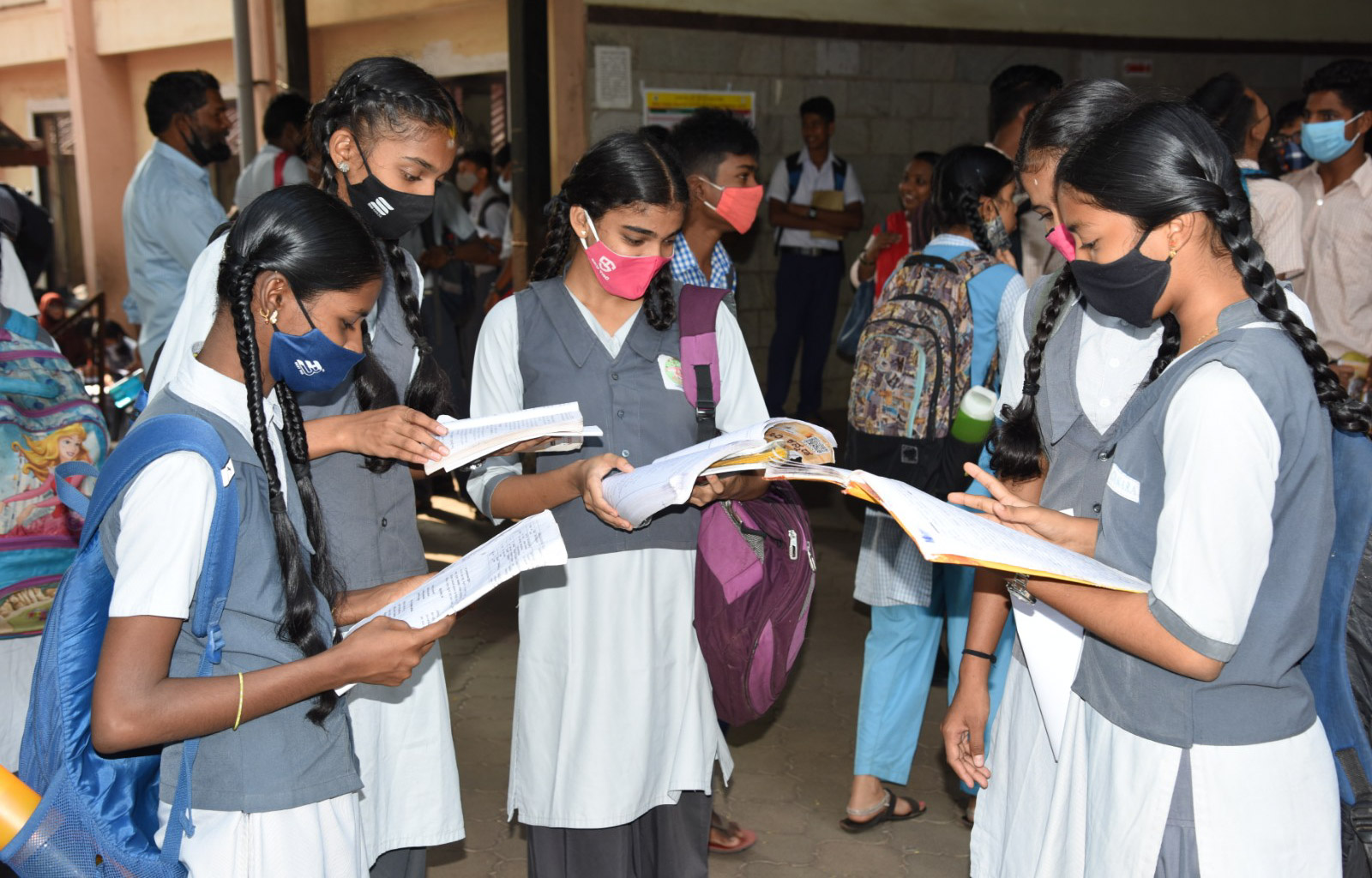 ದ.ಕ. ಜಿಲ್ಲೆ : ಎಸೆಸೆಲ್ಸಿ ದ್ವಿತೀಯ ಭಾಷಾ ಪರೀಕ್ಷೆಗೆ 220 ಮಂದಿ ಗೈರು