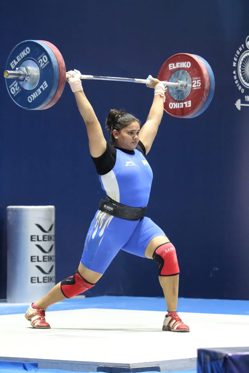 ರಾಷ್ಟ್ರೀಯ ವೆಯ್ಟ್ ಲಿಫ್ಟಿಂಗ್ ಚಾಂಪಿಯನ್‌ಶಿಪ್; ಆಳ್ವಾಸ್ ಕಾಲೇಜಿನ ಹಿರಿಯ ವಿದ್ಯಾರ್ಥಿನಿ ಉಷಾಗೆ ಚಿನ್ನದ ಪದಕ