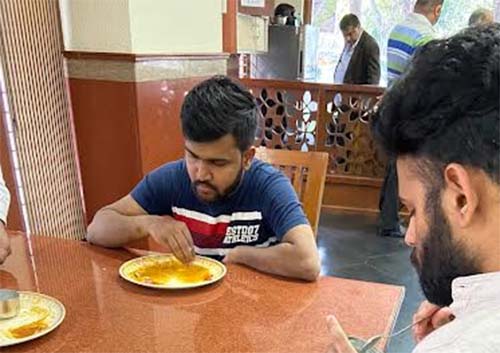 ಪೋಲ್ಯಾಂಡ್‌ನಿಂದ ಬೆಂಗಳೂರು ತಲುಪಿದ ಉಡುಪಿಯ ರೋಹನ್ ಧನಂಜಯ