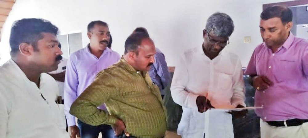 ಪರಿಶಿಷ್ಟರ ಹೆಸರಿನಲ್ಲಿ ಕಾಮಗಾರಿ ಹಣ ದುರ್ಬಳಕೆ; ತನಿಖೆಗೆ ಆಗ್ರಹಿಸಿ ಸಮಾಜ ಕಲ್ಯಾಣ ಸಚಿವರಿಗೆ ಮನವಿ