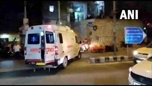 ಜೆಎನ್ ಯು ಕ್ಯಾಂಪಸ್ ನಲ್ಲಿ ಘರ್ಷಣೆ ಪ್ರಕರಣ: 16 ಮಂದಿಗೆ ಗಾಯ, ದೂರು ದಾಖಲು