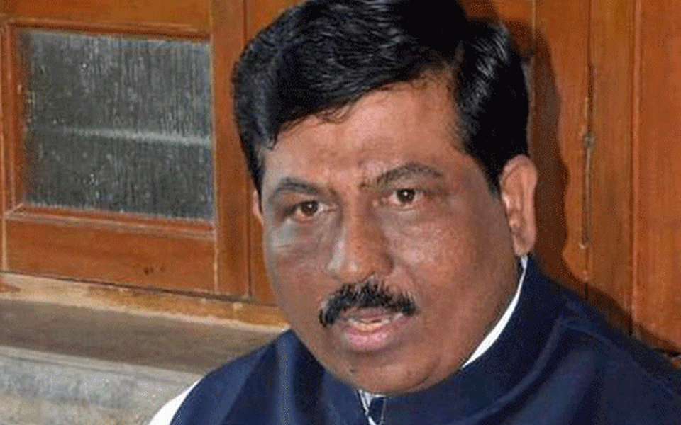 ಶಾಸಕಿ ಲಕ್ಷ್ಮಿ ಹೆಬ್ಬಾಳ್ಕರ್ ವಿರುದ್ದ ಸಚಿವ ಮುರುಗೇಶ್ ನಿರಾಣಿ ವಾಗ್ದಾಳಿ