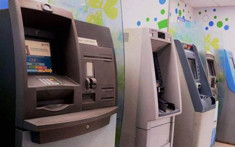 ಬೆಂಗಳೂರು: ಎಟಿಎಂ ಯಂತ್ರದ ಜೊತೆಗೆ ಸಿಸಿಟಿವಿ ಡಿವಿಆರ್ ಕಳವು