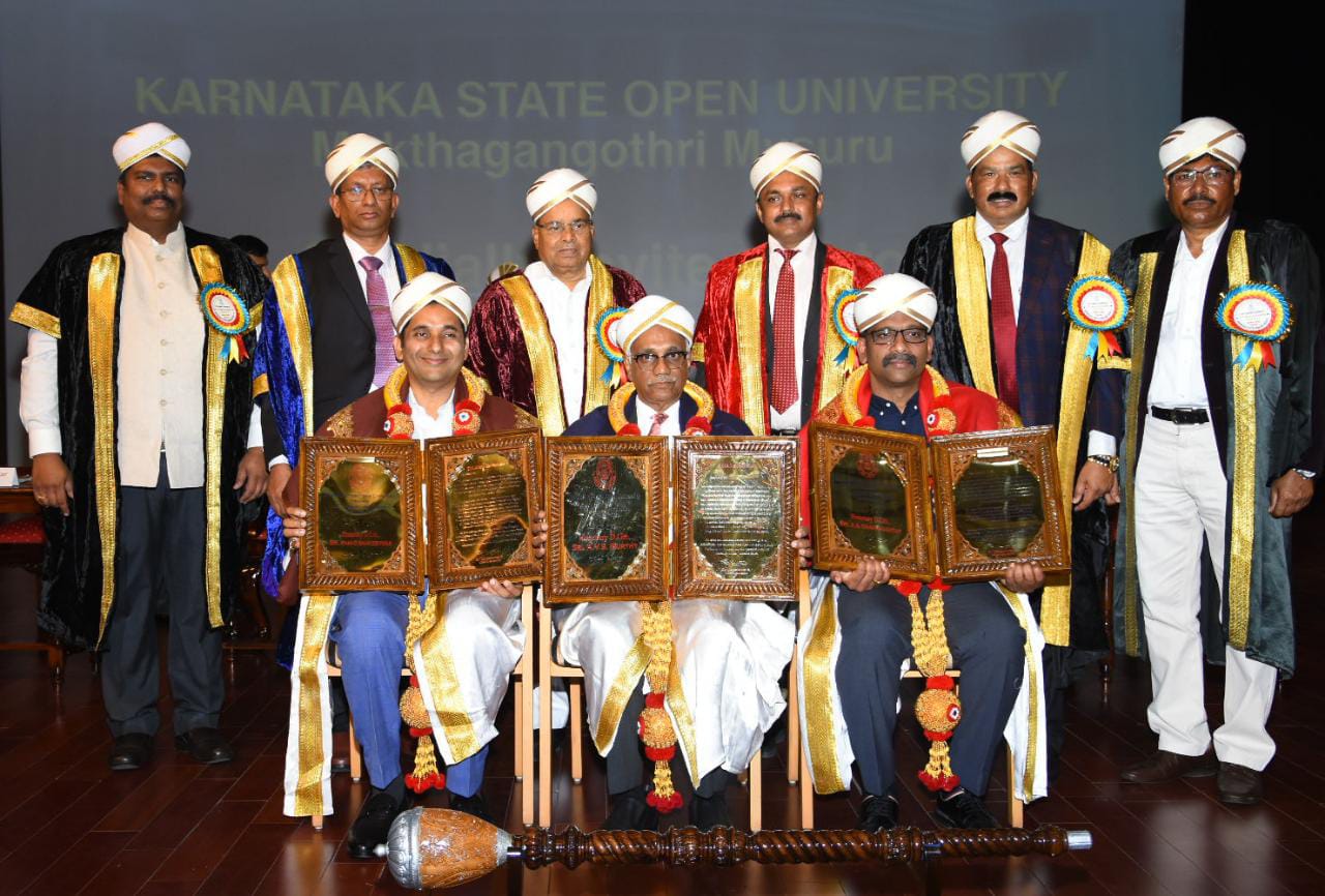 ಕರ್ನಾಟಕ ರಾಜ್ಯ ಮುಕ್ತ ವಿವಿಯ 17ನೇ ಘಟಿಕೋತ್ಸವ: 8,338 ವಿದ್ಯಾರ್ಥಿಗಳಿಗೆ ಪದವಿ ಪ್ರದಾನ