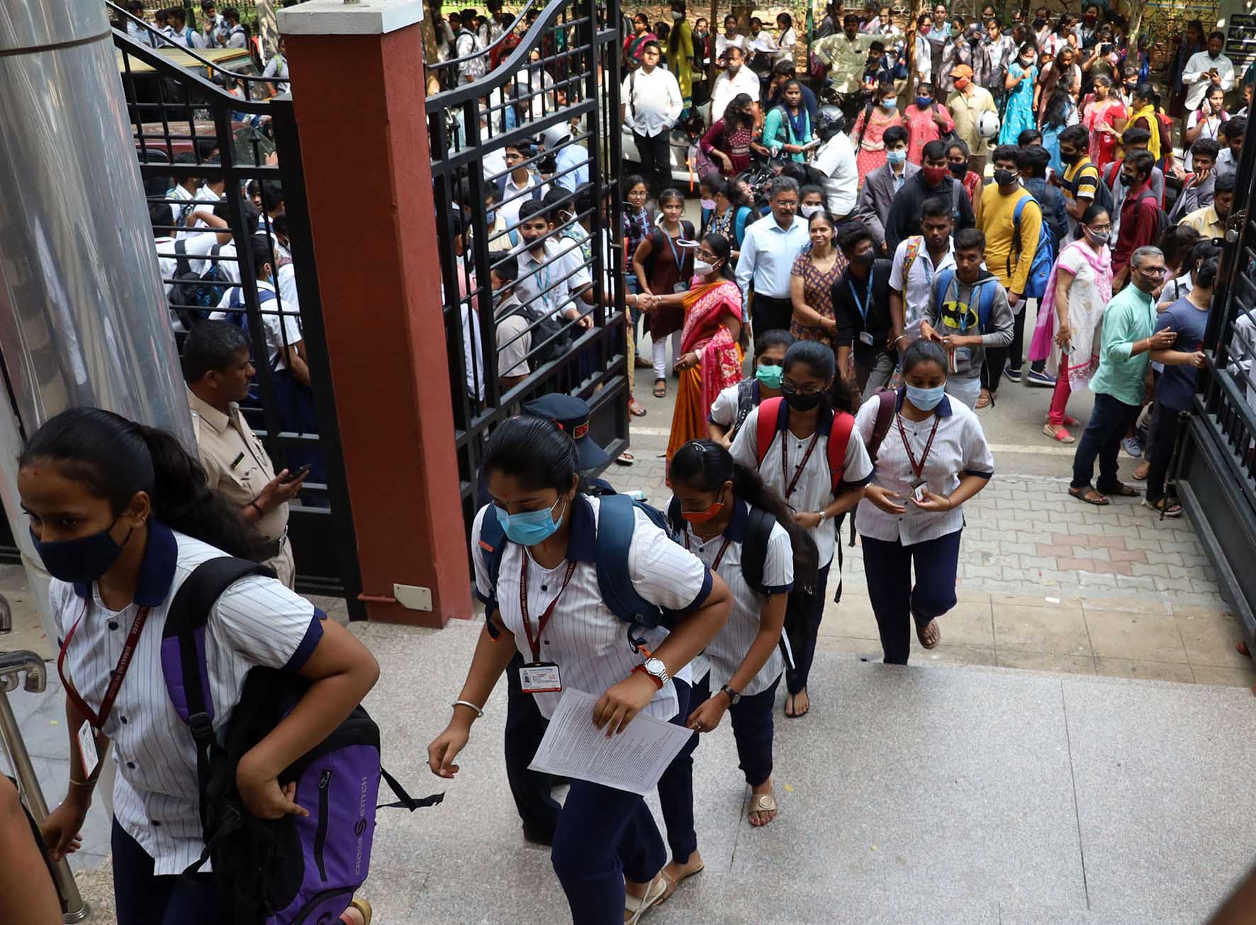 ದ್ವಿತೀಯ ಪಿಯು ಅರ್ಥಶಾಸ್ತ್ರ ಪರೀಕ್ಷೆ: ರಾಜ್ಯಾದ್ಯಂತ 28 ಸಾವಿರಕ್ಕೂ ಅಧಿಕ ವಿದ್ಯಾರ್ಥಿಗಳು ಗೈರು