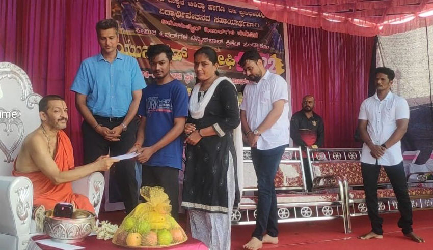 ಯುನೈಟೆಡ್ ಟ್ರೋಫಿ: ಉಡುಪಿ ಆಭರಣ ಮೋಟಾರ್ಸ್‌ ತಂಡಕ್ಕೆ ಪ್ರಶಸ್ತಿ