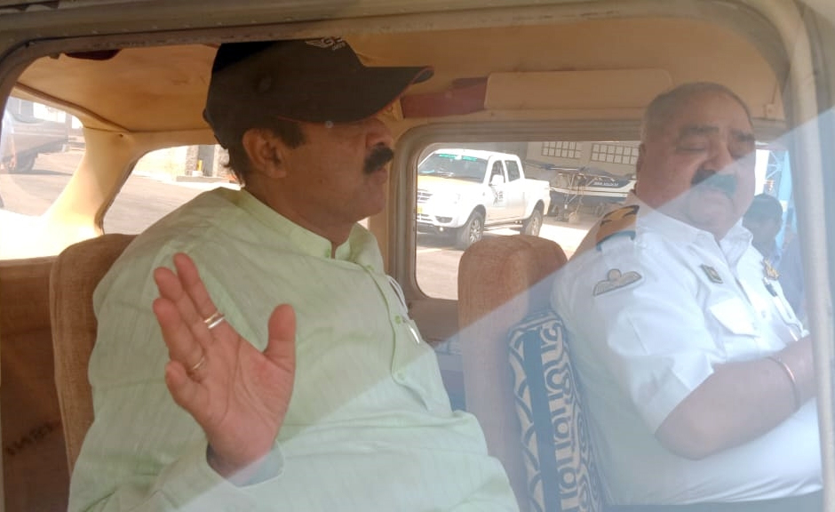 ಖೇಲೋ ಇಂಡಿಯಾ ಯೂನಿವರ್ಸಿಟಿ ಗೇಮ್ಸ್ 2021: ಪ್ರಚಾರದ ಏರ್ ಕ್ರಾಫ್ಟ್, ಪ್ಯಾರಾ ಸೈಲಿಂಗ್‌ಗೆ ಸಚಿವ ಡಾ.ನಾರಾಯಣಗೌಡ ಚಾಲನೆ