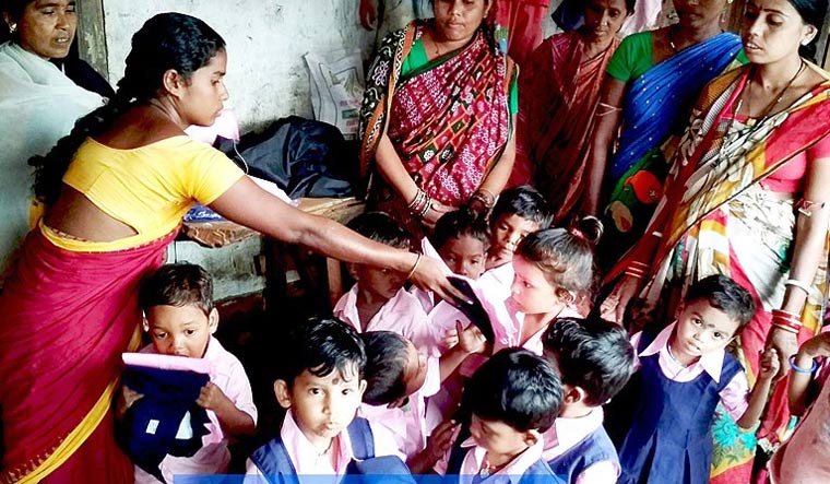 ಅಂಗನವಾಡಿ ಕಾರ್ಯಕರ್ತೆಯರು, ಸಹಾಯಕಿಯರು ತುಟ್ಟಿಭತ್ಯೆ ಪಡೆಯಲು ಅರ್ಹರು: ಸುಪ್ರೀಂಕೋರ್ಟ್‌