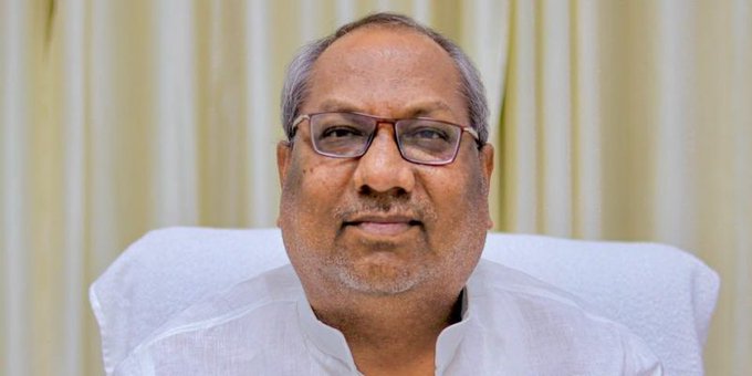 ಹಿಂದಿ ಮಾತನಾಡದವರು ಹಿಂದುಸ್ತಾನದಲ್ಲಿ ಇರಬೇಡಿ ಎಂ‌ದು ಹೇಳಿ ವಿವಾದ ಸೃಷ್ಟಿಸಿದ ಉತ್ತರಪ್ರದೇಶ ಸಚಿವ