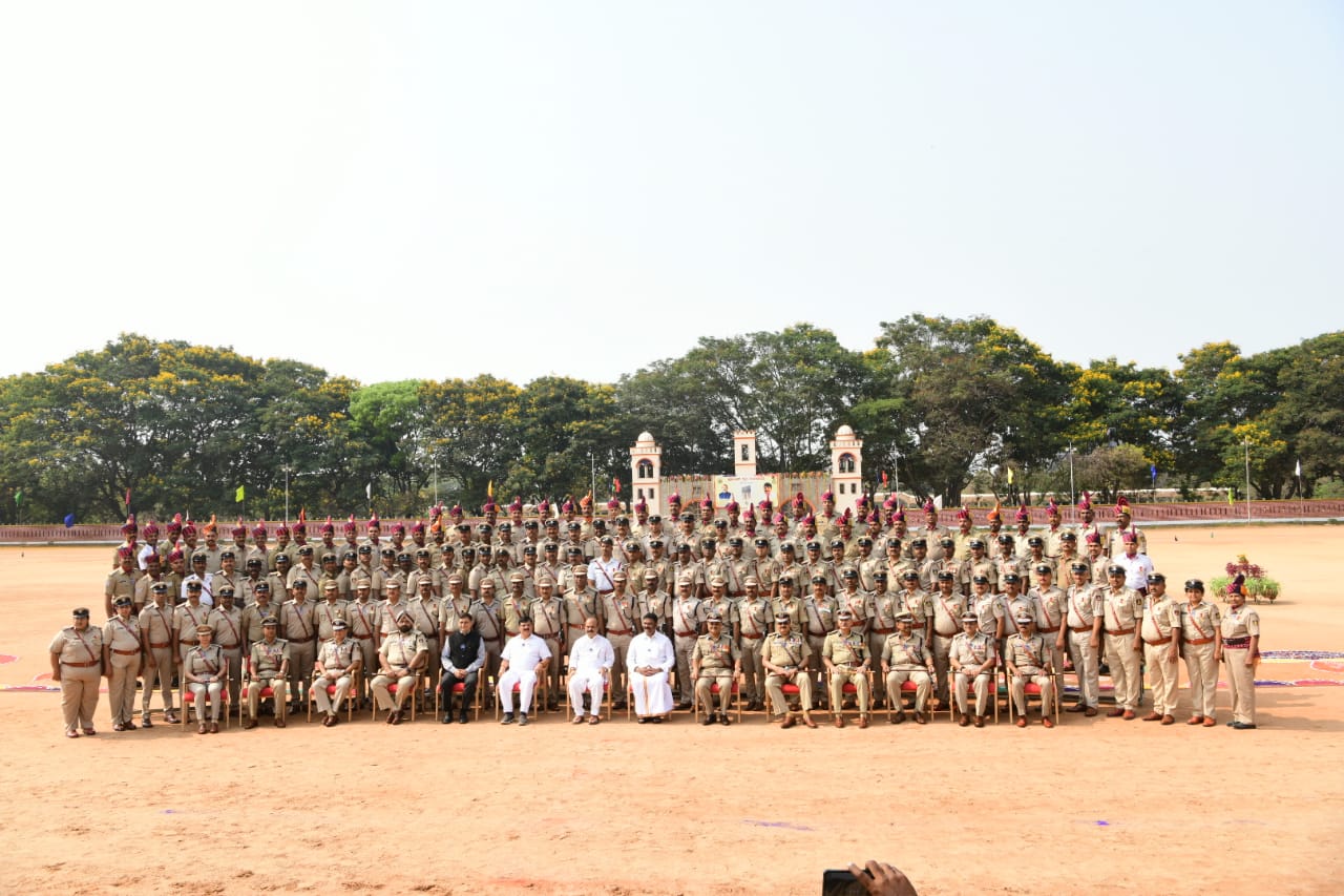 135 ಮಂದಿ ಪೊಲೀಸರಿಗೆ ಮುಖ್ಯಮಂತ್ರಿ ಪದಕ ಪ್ರದಾನ