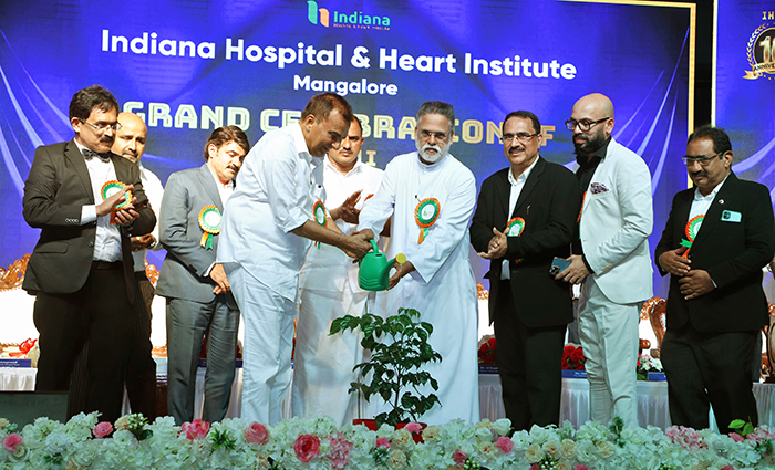 ದಶಮಾನೋತ್ಸವ ಸಂಭ್ರಮ: ಇಂಡಿಯಾನಾ ಹಾಸ್ಪಿಟಲ್‌ ನಿಂದ ಶ್ರೇಷ್ಠ ವೈದ್ಯರಿಗೆ ಸನ್ಮಾನ