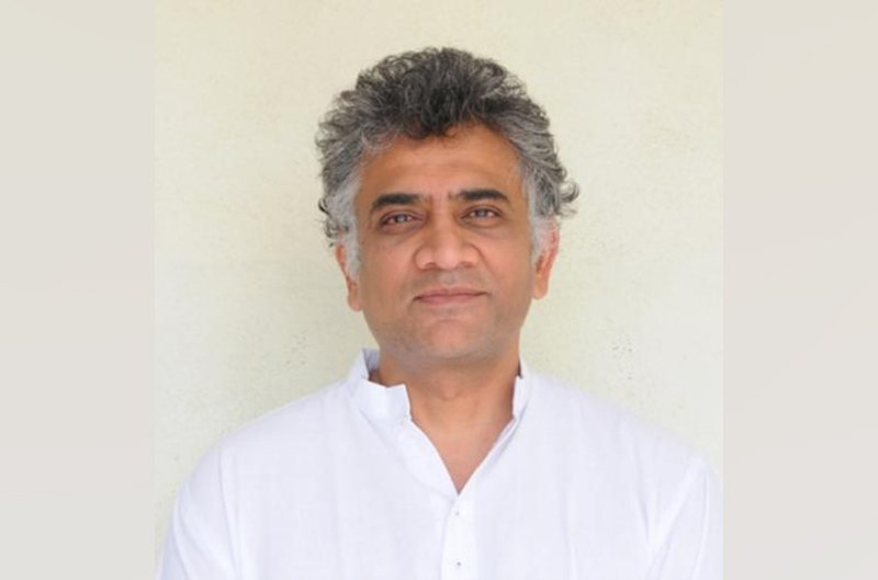 ಆಮ್ನೆಸ್ಟಿ ಇಂಡಿಯಾದ ಮಾಜಿ ಮುಖ್ಯಸ್ಥ ಆಕಾರ್ ಪಟೇಲ್ ರನ್ನು ಬೆಂಗಳೂರು ವಿಮಾನ ನಿಲ್ದಾಣದಲ್ಲಿ ತಡೆಹಿಡಿದ ಅಧಿಕಾರಿಗಳು