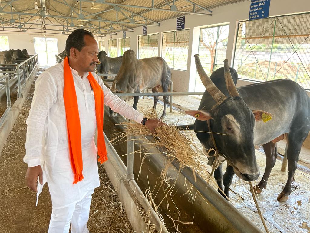 ಹೆಸರಘಟ್ಟ ಘನ ವೀರ್ಯ ಸಂಸ್ಕರಣಾ ಘಟಕಕ್ಕೆ ಸಚಿವ ಪ್ರಭು ಚವ್ಹಾಣ್ ದಿಢೀರ್ ಭೇಟಿ