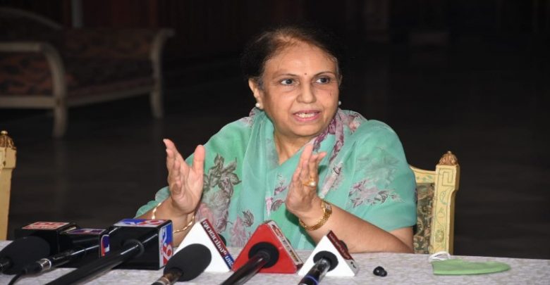 ಚಾಮುಂಡಿ ಬೆಟ್ಟಕ್ಕೆ ರೋಪ್ ವೇ ಬೇಡ: ಪ್ರಮೋದಾ ದೇವಿ ಒಡೆಯರ್ ಸಲಹೆ