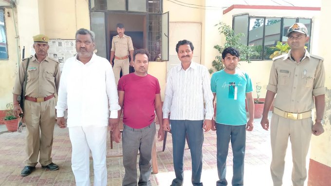 ಉ.ಪ್ರ.ಪ್ರಶ್ನೆಪತ್ರಿಕೆ ಸೋರಿಕೆ ಪ್ರಕರಣ: ಶಾಲಾ ಪ್ರಾಂಶುಪಾಲರ ಬಂಧನ, ಬಂಧಿತರ ಸಂಖ್ಯೆ 51ಕ್ಕೇರಿಕೆ