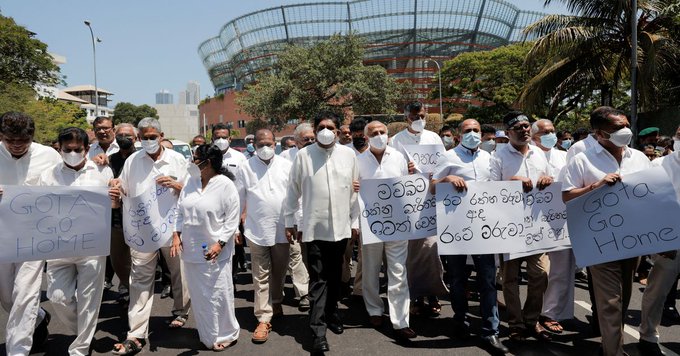 ಆಡಳಿತ ಸುಧಾರಣೆಯಾಗದಿದ್ದರೆ ಅವಿಶ್ವಾಸ ನಿರ್ಣಯ: ಶ್ರೀಲಂಕಾ ವಿಪಕ್ಷಗಳ ಎಚ್ಚರಿಕೆ